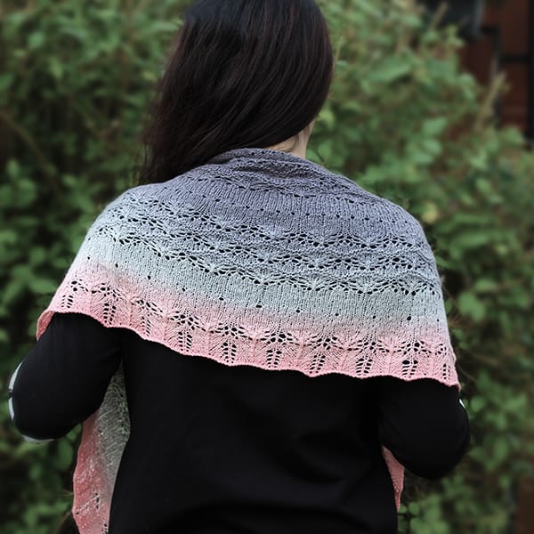 patron PDF châle printanier en dentelle